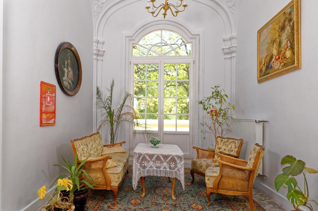 Palac Pensjonat Ptaszynka Gryfice Exterior foto