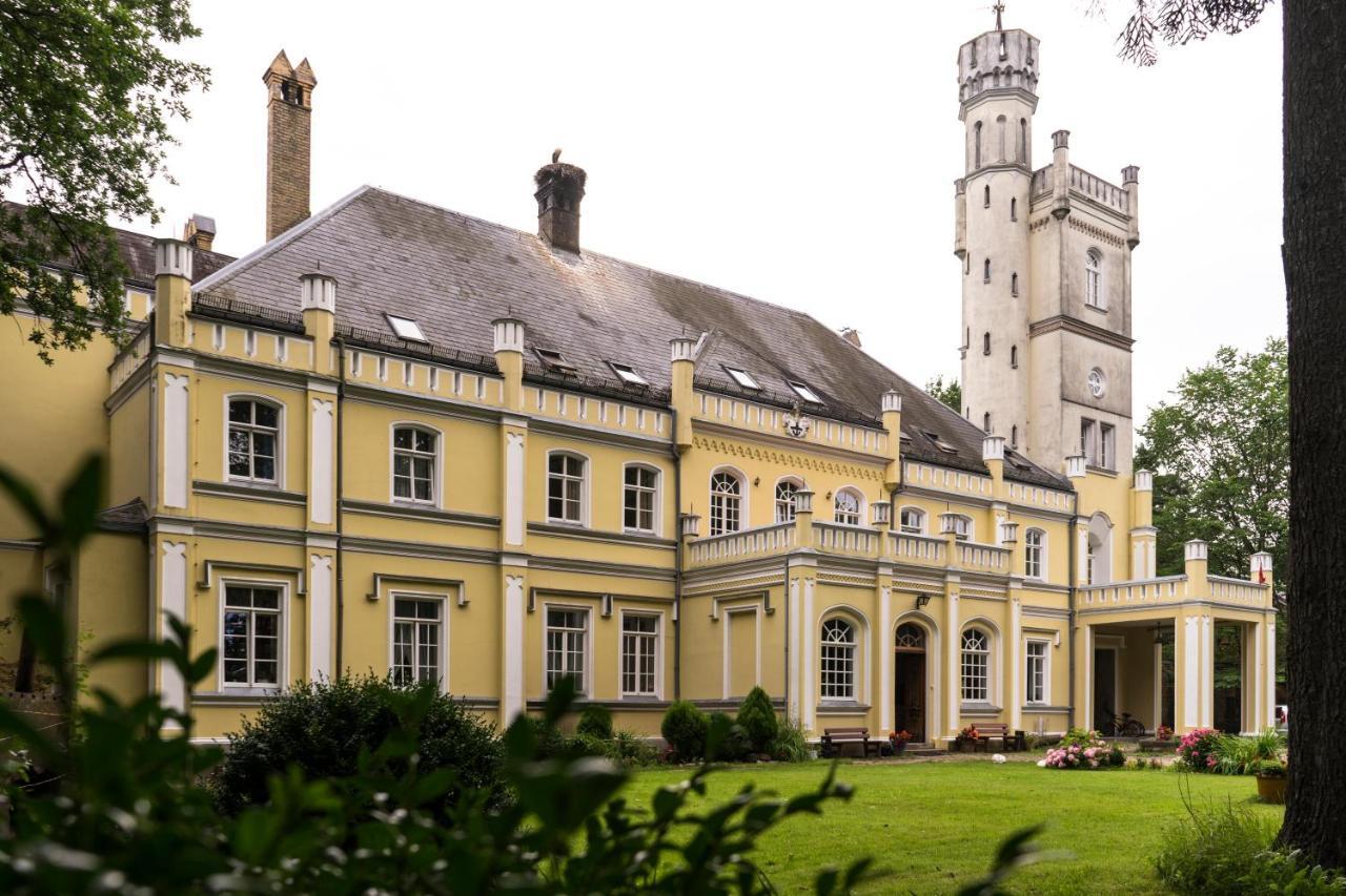 Palac Pensjonat Ptaszynka Gryfice Exterior foto
